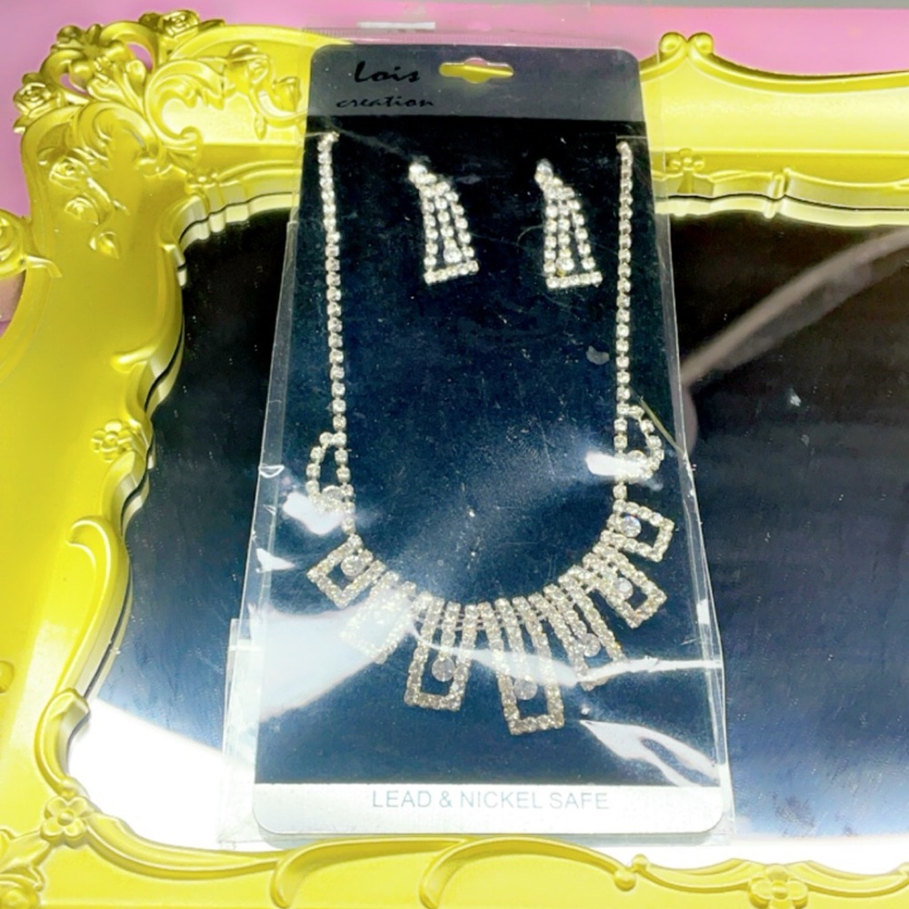 Lois Creation Silver Necklace and Earring Set